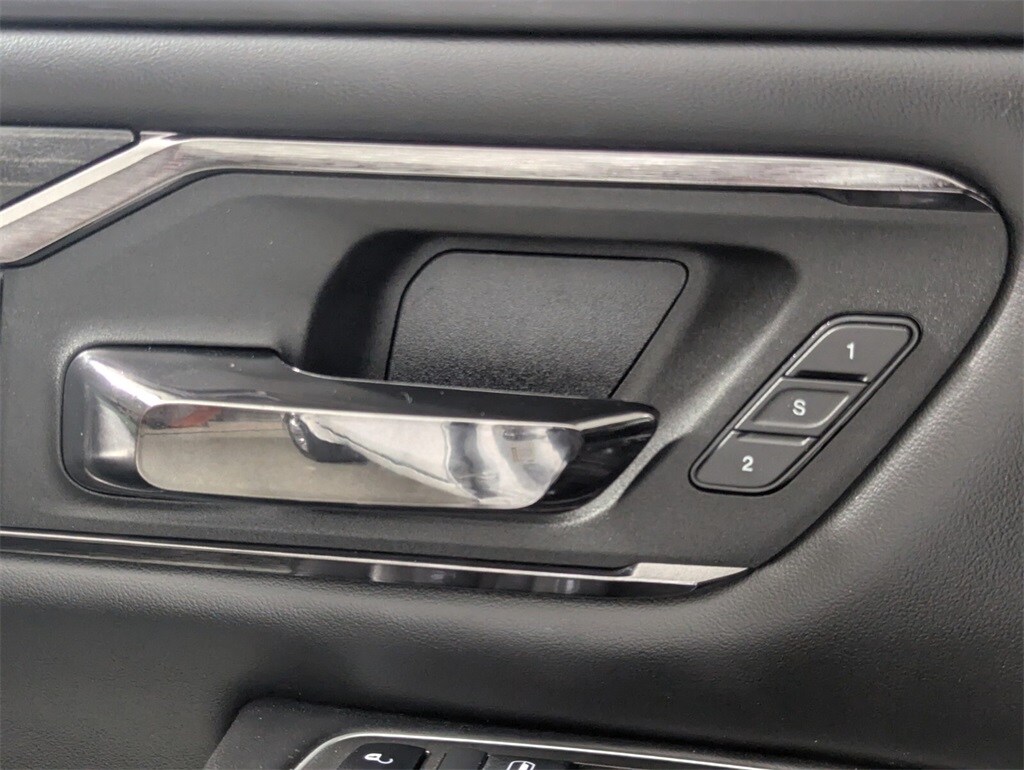 2022 Ram 1500 Limited photo 14