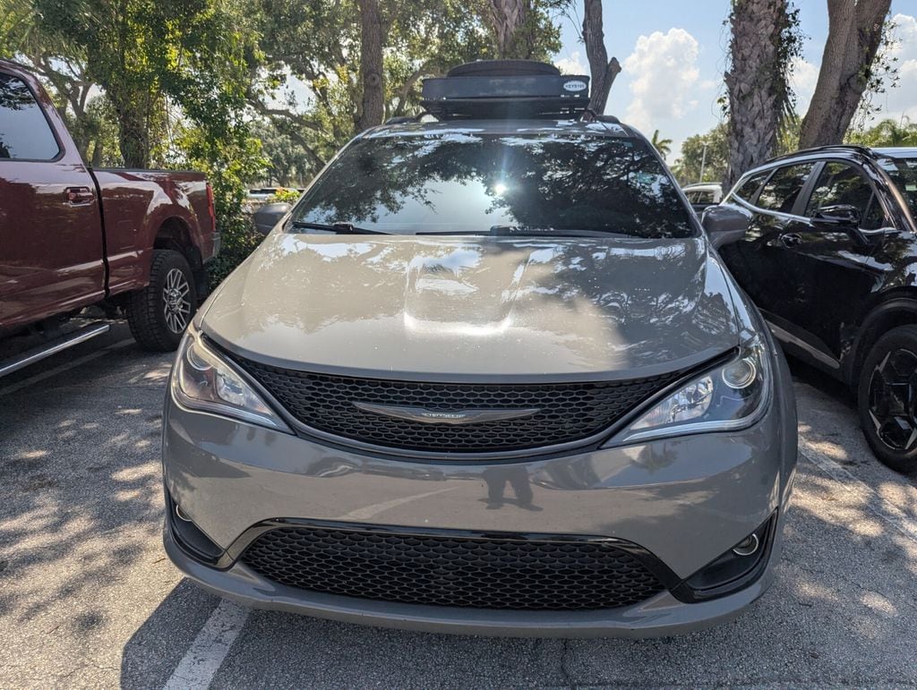 Used 2020 Chrysler Pacifica Touring with VIN 2C4RC1FG3LR149635 for sale in Palm Beach Gardens, FL