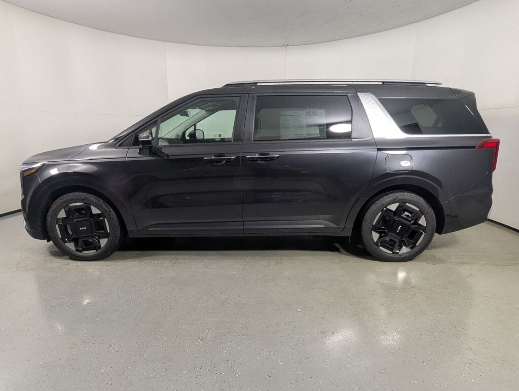 New 2026 Kia Carnival EX Minivan/Van