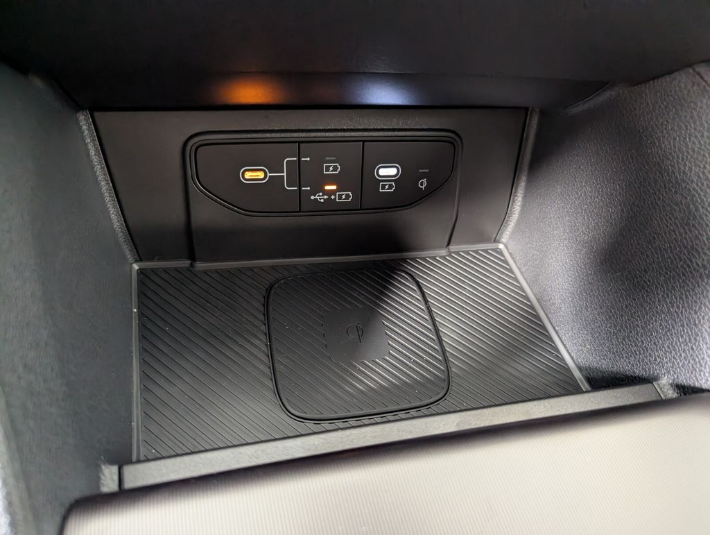 2026 Kia Sportage SX - Photo 24