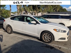 2015 Ford Fusion S Sedan