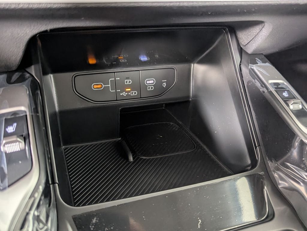 2026 Kia Sorento S - Photo 23