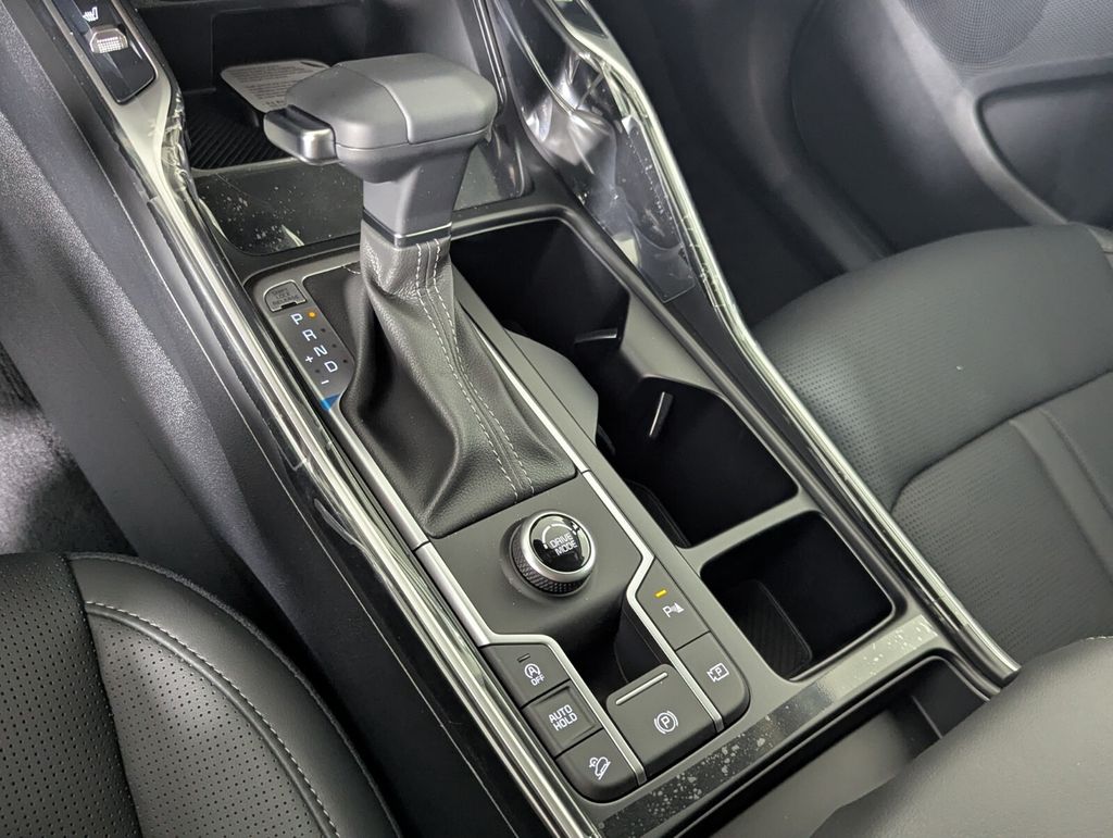 2026 Kia Sorento S - Photo 24