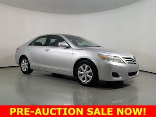 2011 Toyota Camry LE Sedan
