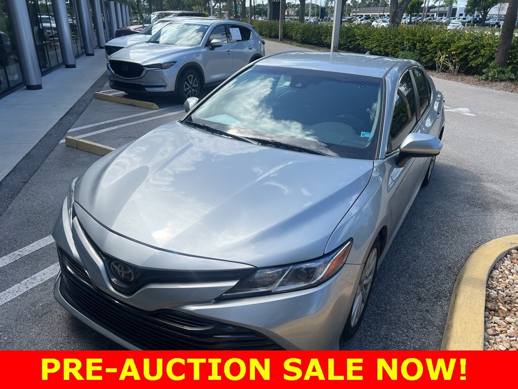 2019 Toyota Camry L photo 3