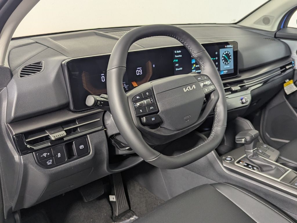 2026 Kia Sportage EX - Photo 11