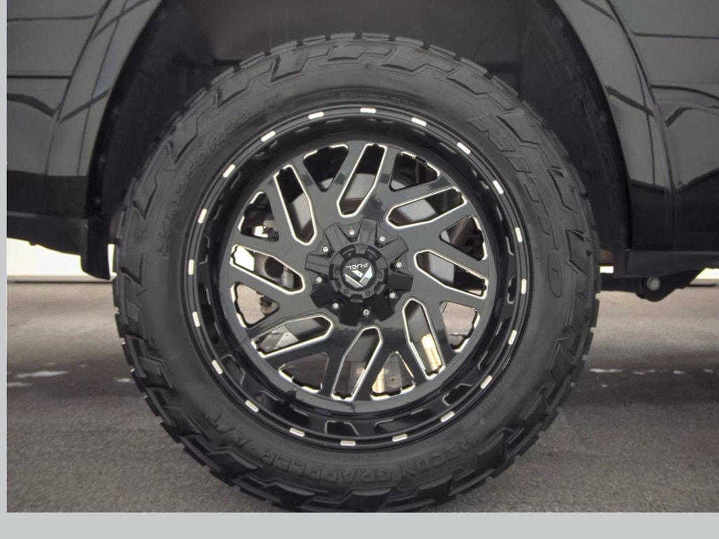 2020 Ram 1500 Laramie photo 19