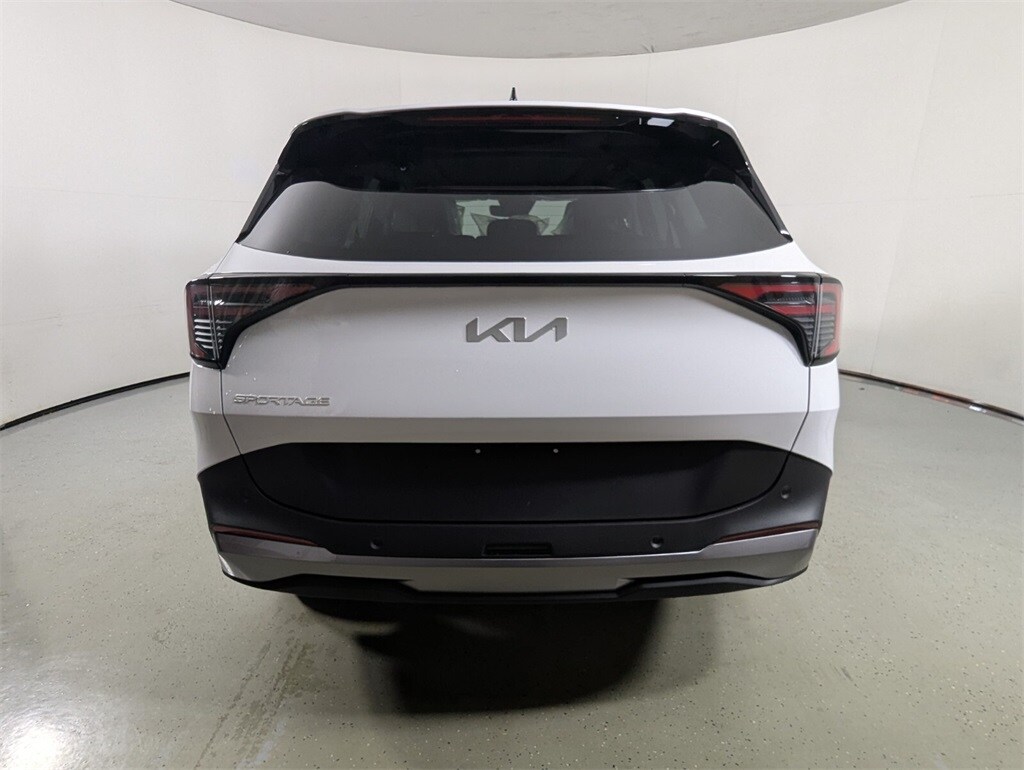 2026 Kia Sportage EX photo 4