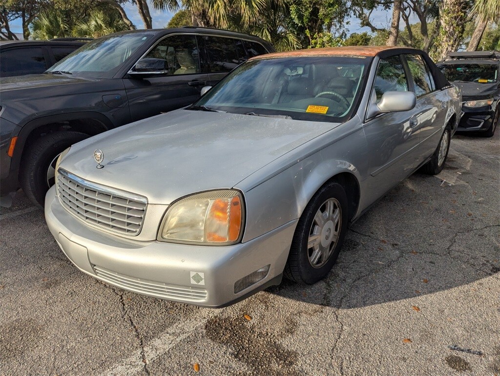 2002 Cadillac DeVille Base photo 3