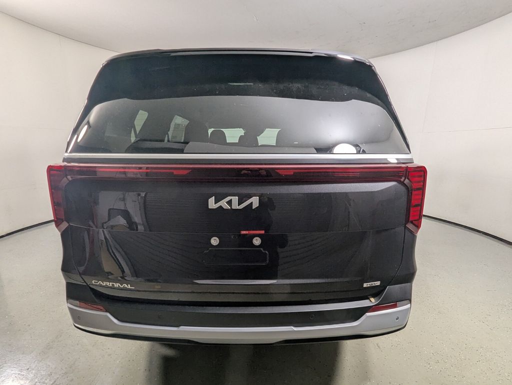 2026 Kia Carnival LXS - Photo 6