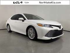 2020 Toyota Camry XLE Sedan