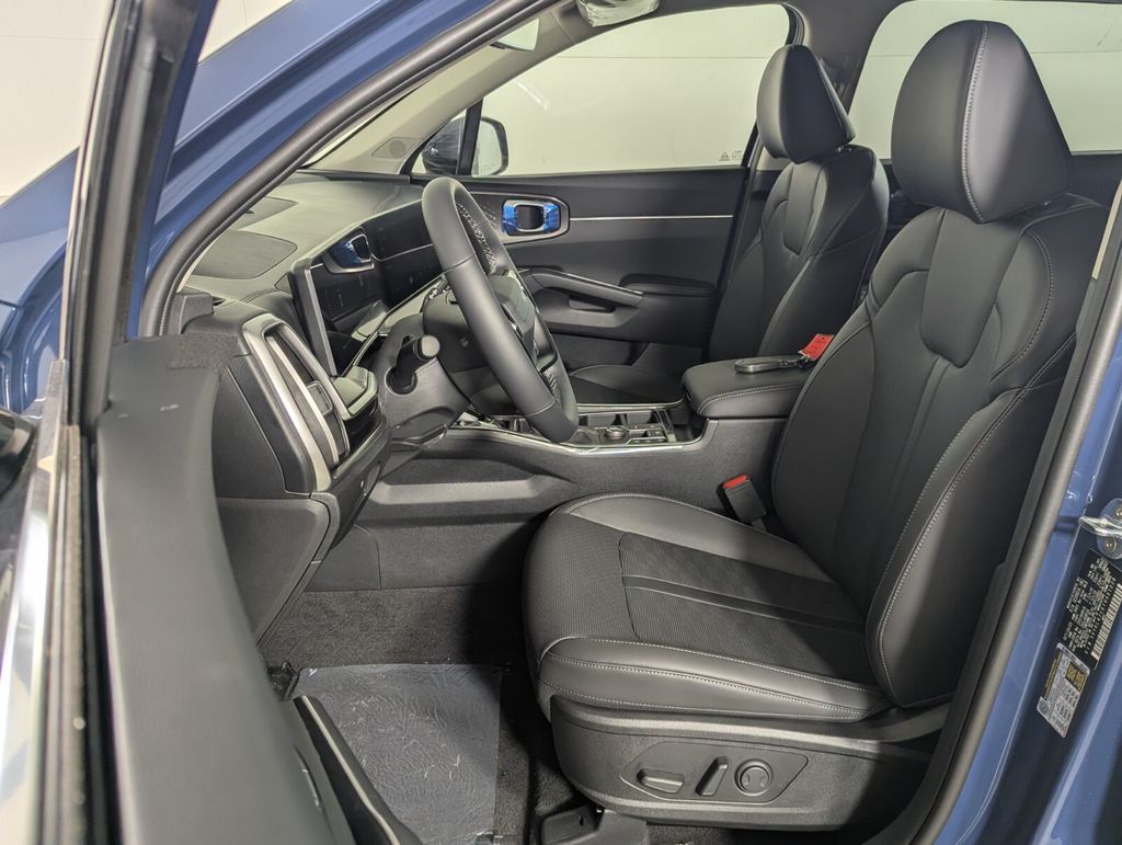 2026 Kia Sorento S - Photo 12