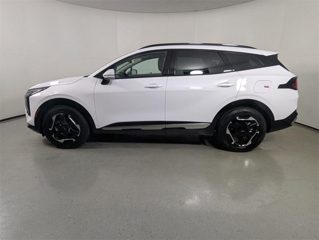 2026 Kia Sportage SX photo 4