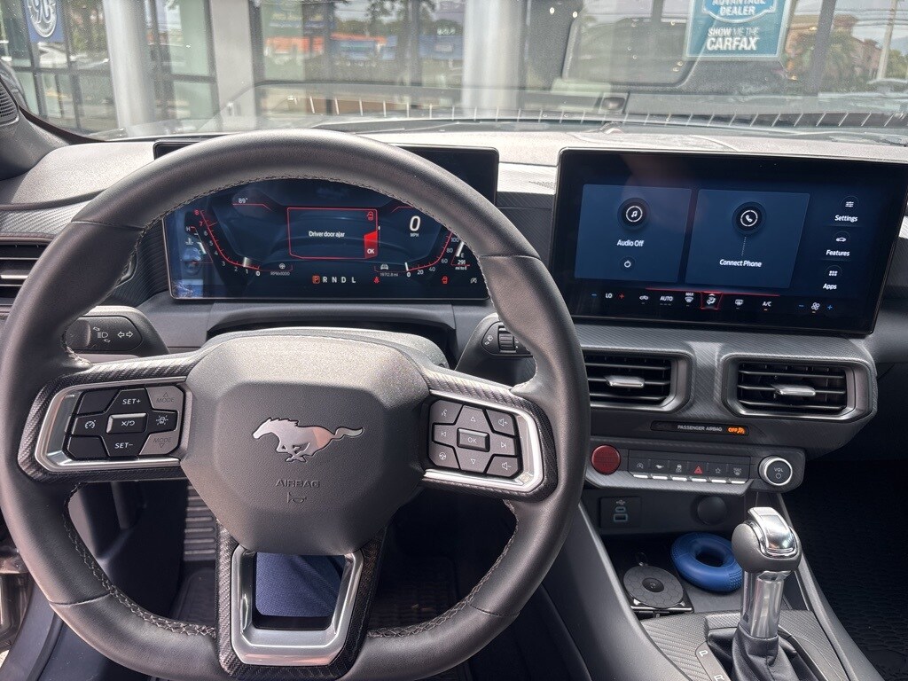 2024 Ford Mustang EcoBoost photo 2