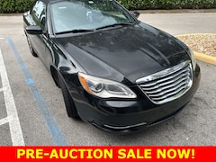 2013 Chrysler 200 Touring Convertible