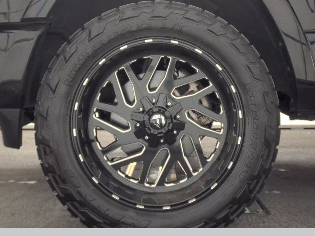 2020 Ram 1500 Laramie photo 14