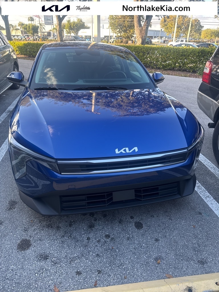 2025 Kia K4 LXS