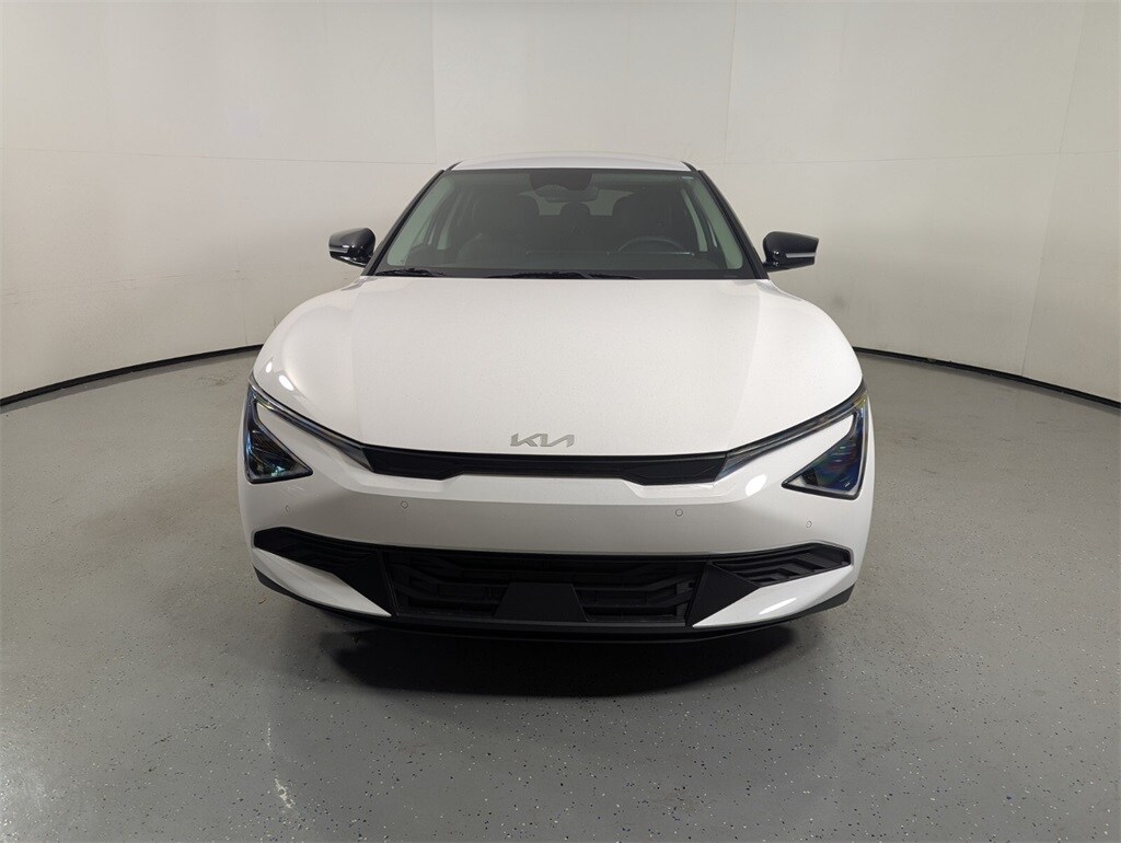 New 2025 Kia EV6 Light SUV