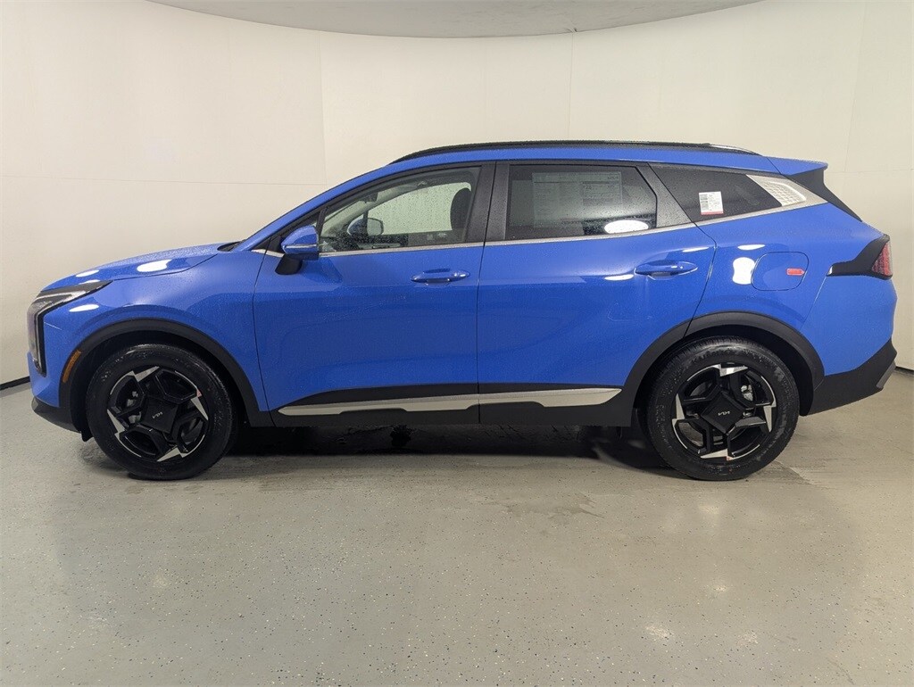 2026 Kia Sportage EX photo 4