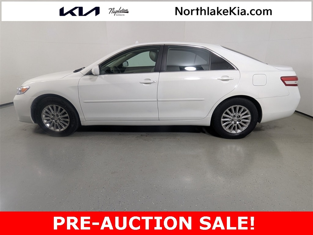 Used 2011 Toyota Camry XLE Sedan