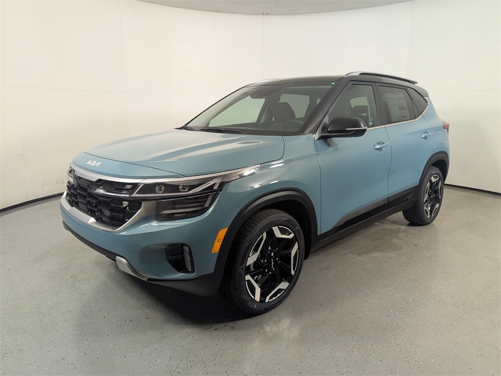 2026 Kia Seltos SX photo 3