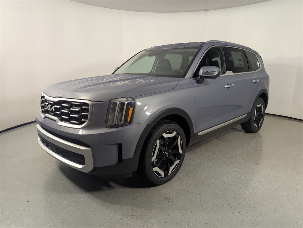 2025 Kia Telluride S photo 2
