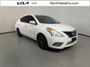 2016 Nissan Versa 1.6 SV Sedan