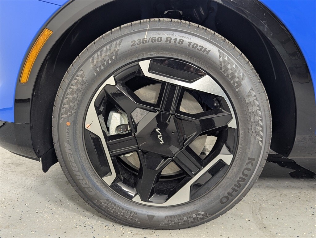 2026 Kia Sportage SX photo 9