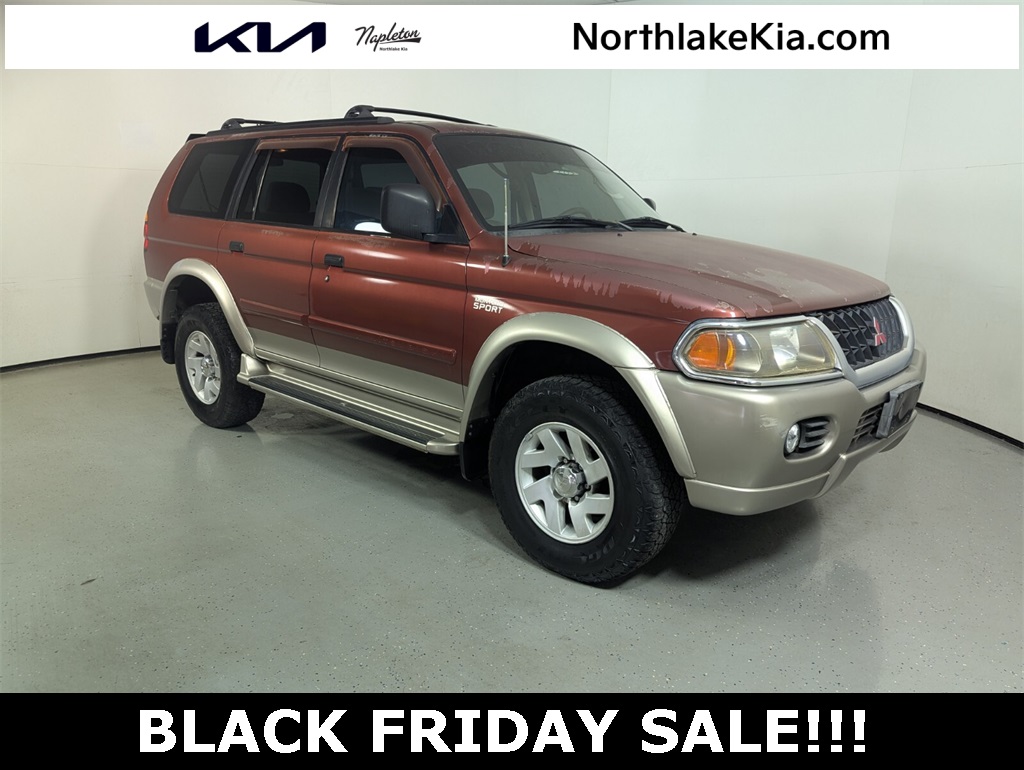 2000 Mitsubishi Montero Sport XLS