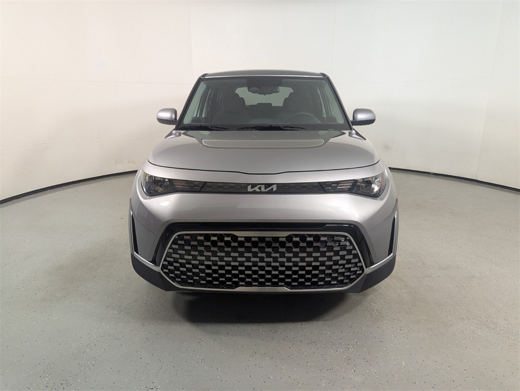 2025 Kia Soul EX photo 2