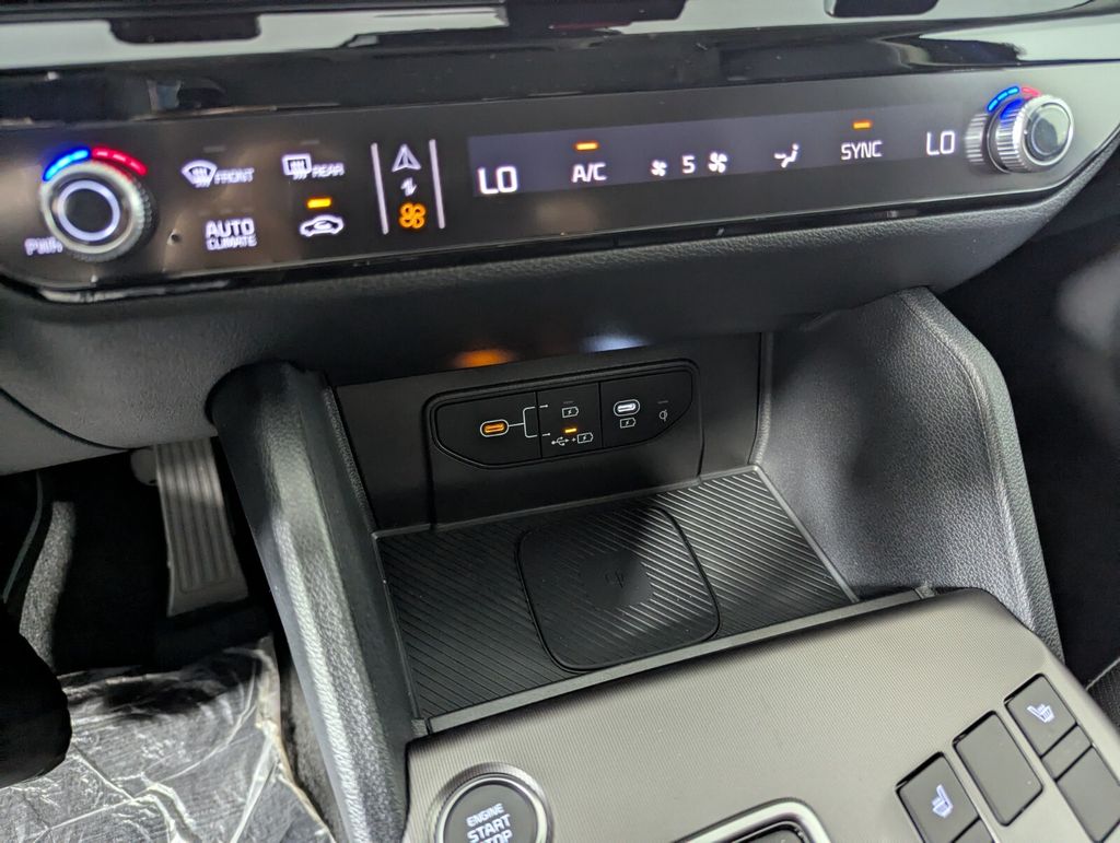 2026 Kia Sportage SX - Photo 23