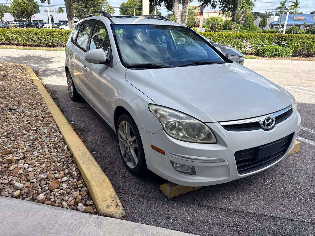 Used 2010 Hyundai Elantra Touring SE Hatchback