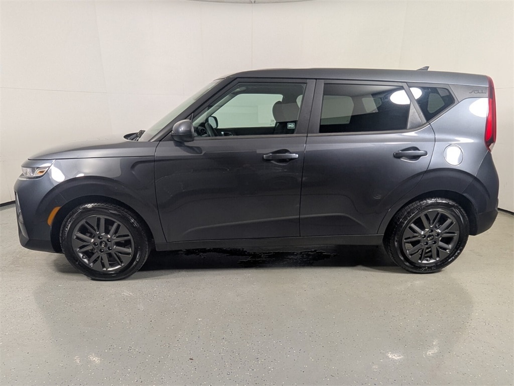 2021 Kia Soul S photo 3