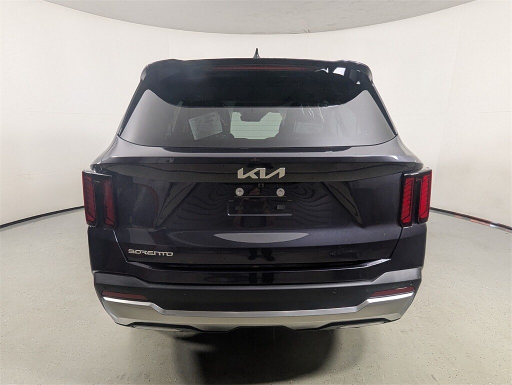 2026 Kia Sorento EX photo 6