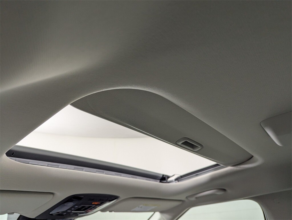 2026 Kia Carnival SX Prestige photo 25