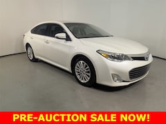 2014 Toyota Avalon Hybrid XLE Premium Sedan