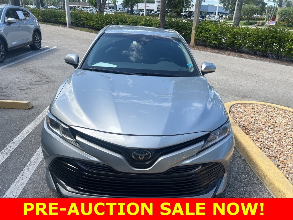 2019 Toyota Camry L photo 4