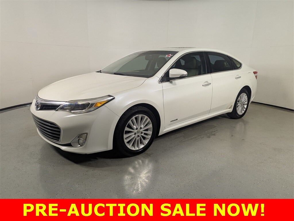 2014 Toyota Avalon Hybrid XLE Premium photo 3