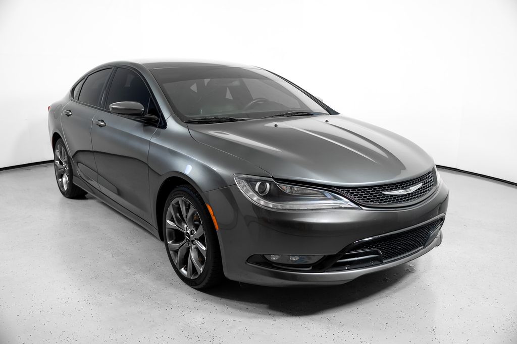 Used 2016 Chrysler 200 S with VIN 1C3CCCBG3GN100157 for sale in Palm Beach Gardens, FL