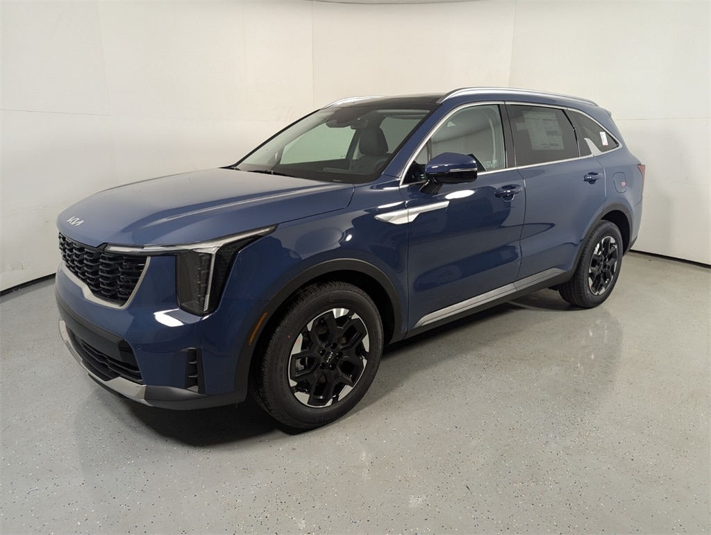 2025 Kia Sorento S photo 4