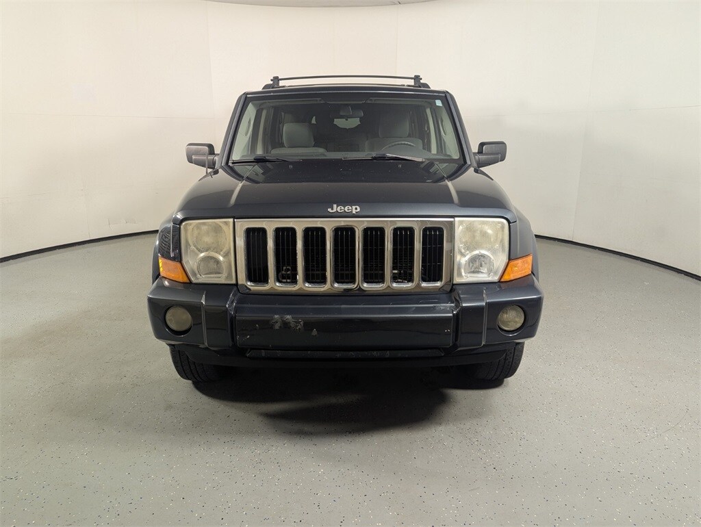 2007 Jeep Commander Sport photo 2