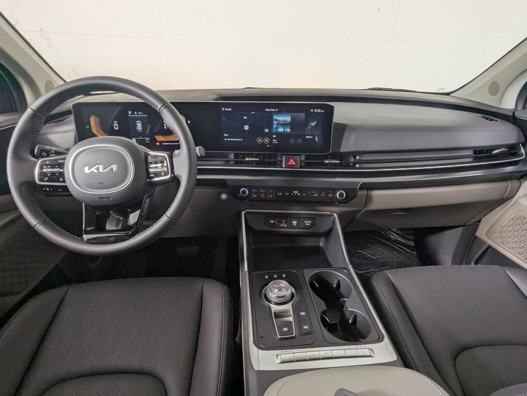 2026 Kia Carnival LXS - Photo 14