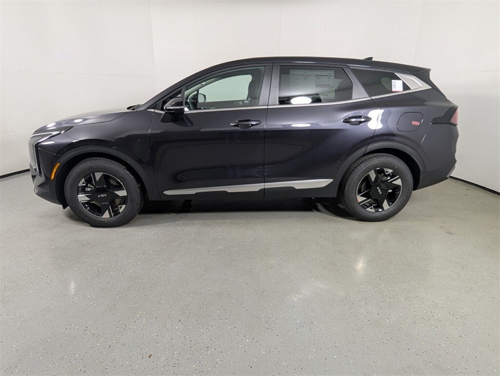 2026 Kia Sportage LX photo 4
