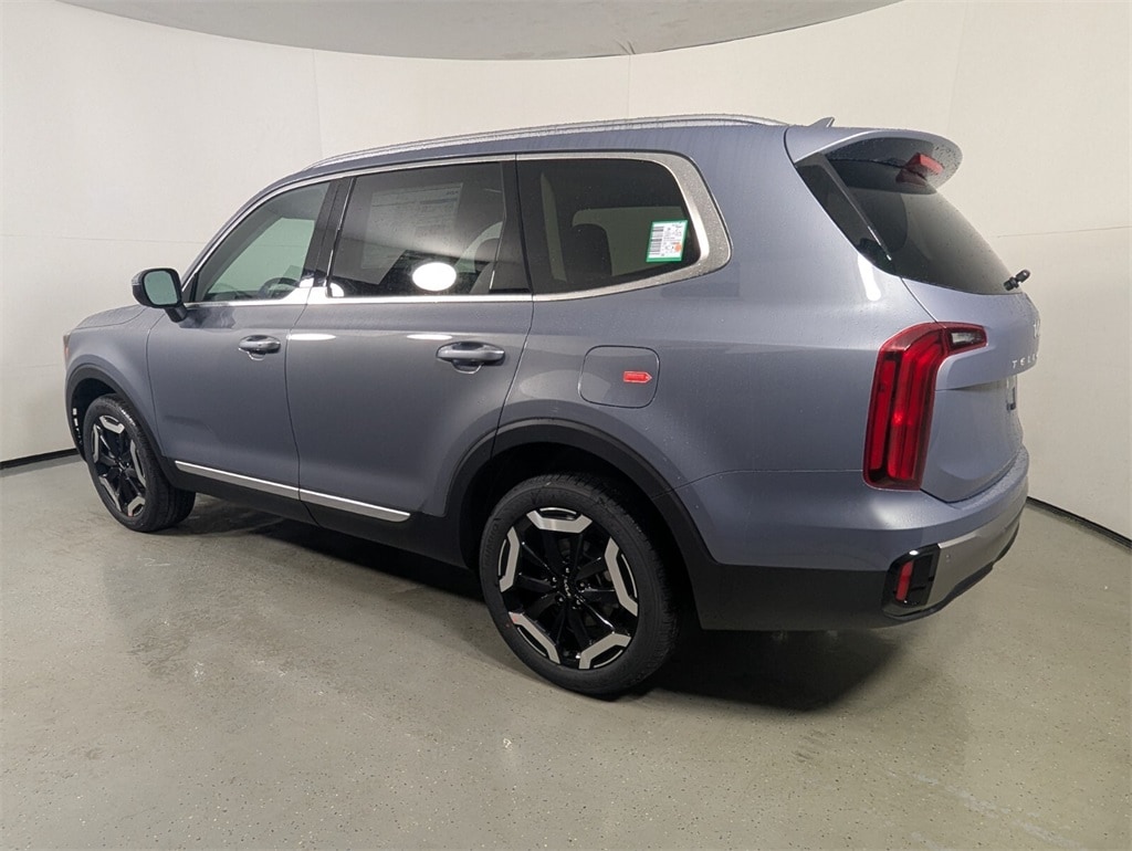2025 Kia Telluride S photo 4