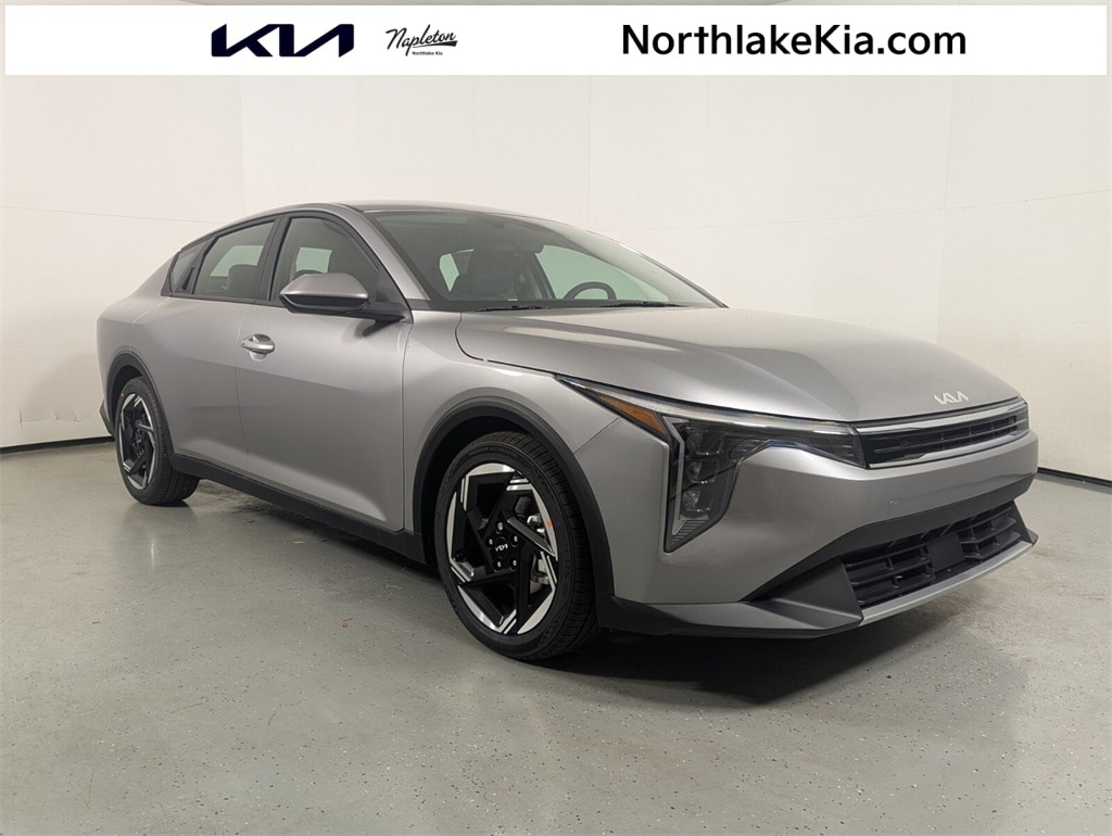 2025 Kia K4 EX's photo