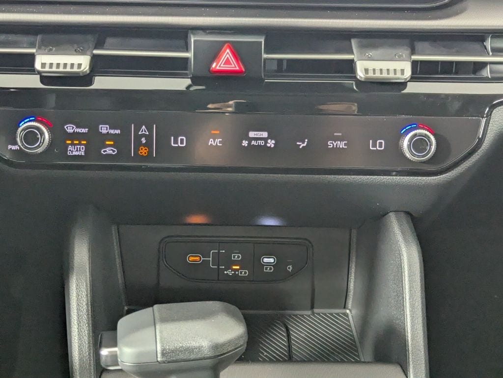 2026 Kia Sportage EX - Photo 20