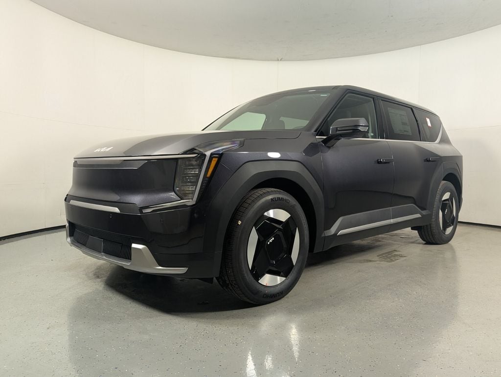 New 2026 Kia EV9 Light Long Range SUV
