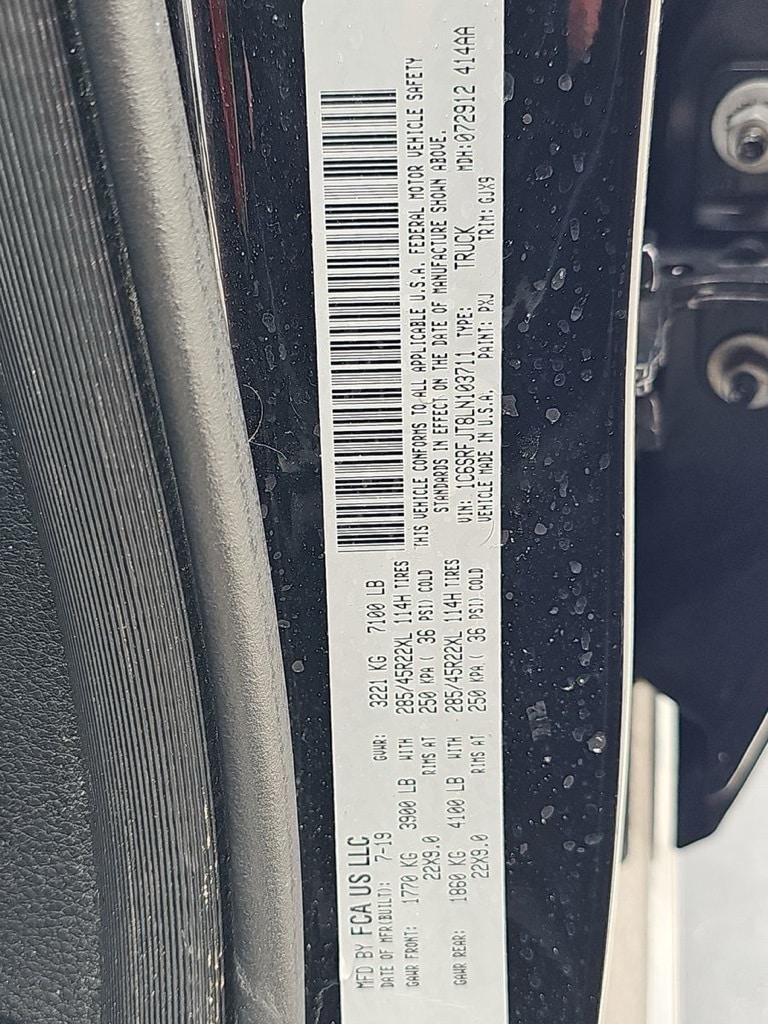 2020 Ram 1500 Laramie photo 3