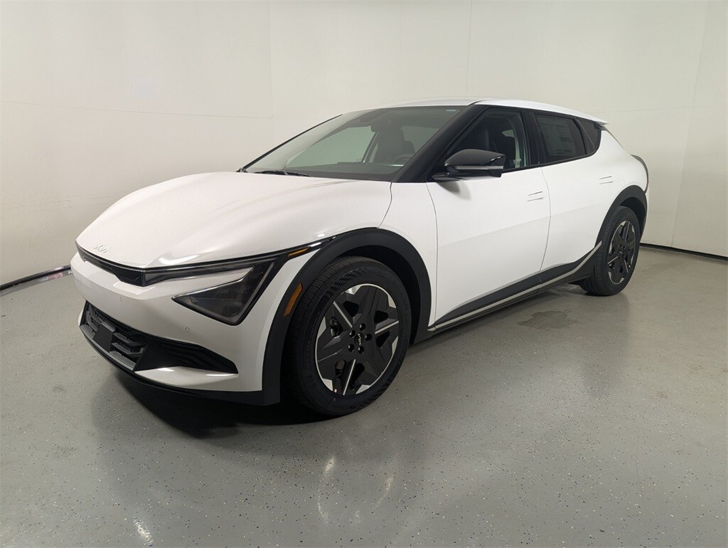 New 2025 Kia EV6 Light SUV