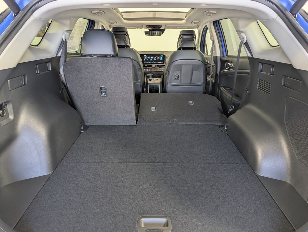 2026 Kia Sportage SX - Photo 30